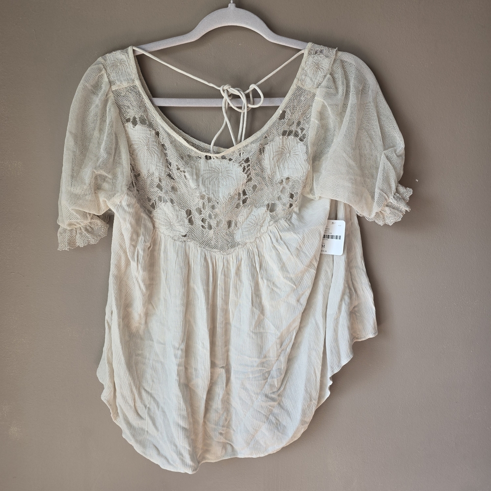 Free People Cream Lace Top NWT Size Medium